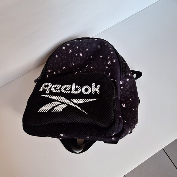 Reebok Womens Black Leopard backpack - Picture 2 of 2